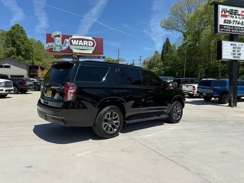 Used 2022 Chevrolet Tahoe Z71 w/ Luxury Package image 4