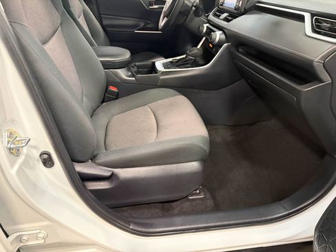Used 2019 Toyota RAV4 XLE w/ Convenience Package AWD/4WD image 63