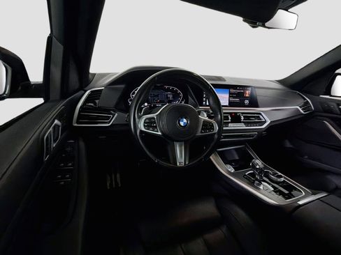 Used 2022 BMW X5 sDrive40i w/ M Sport Package RWD image 18