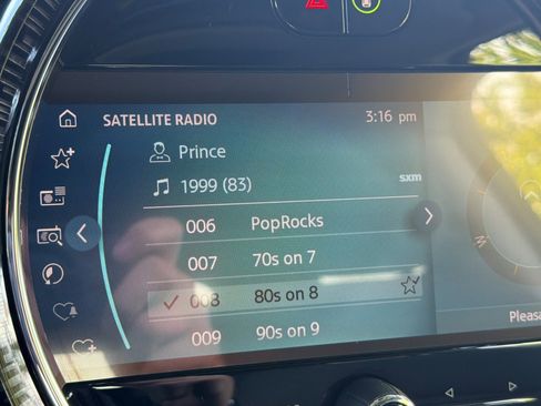 Used 2024 MINI Cooper SE image 23