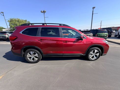 Used 2022 Subaru Ascent Premium w/ Convenience Package AWD/4WD image 3