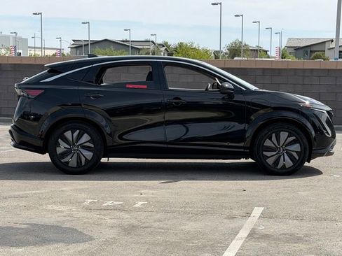 Certified 2024 Nissan Ariya FWD image 7