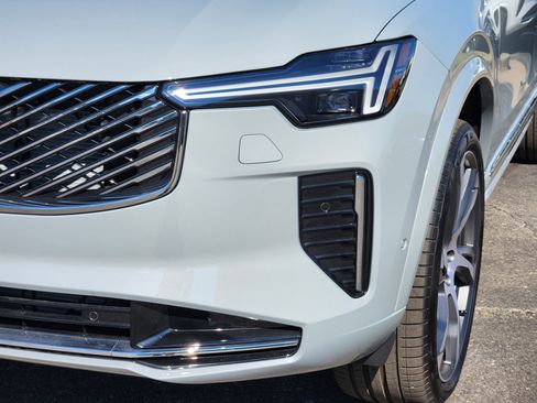 New 2026 Volvo XC90 B6 Ultra w/ Protection Package Premier image 9