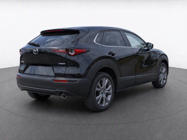 Used 2021 MAZDA CX-30 FWD 2.5 S w/ Select Package image 4