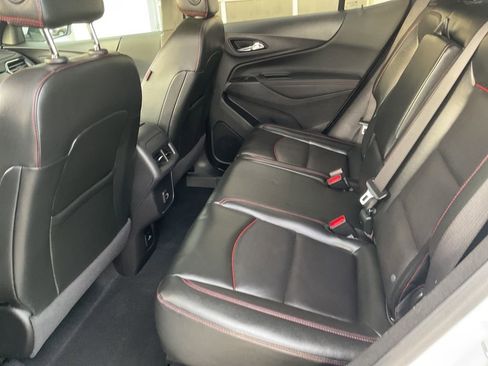 Used 2022 Chevrolet Equinox RS w/ RS Leather Package image 25