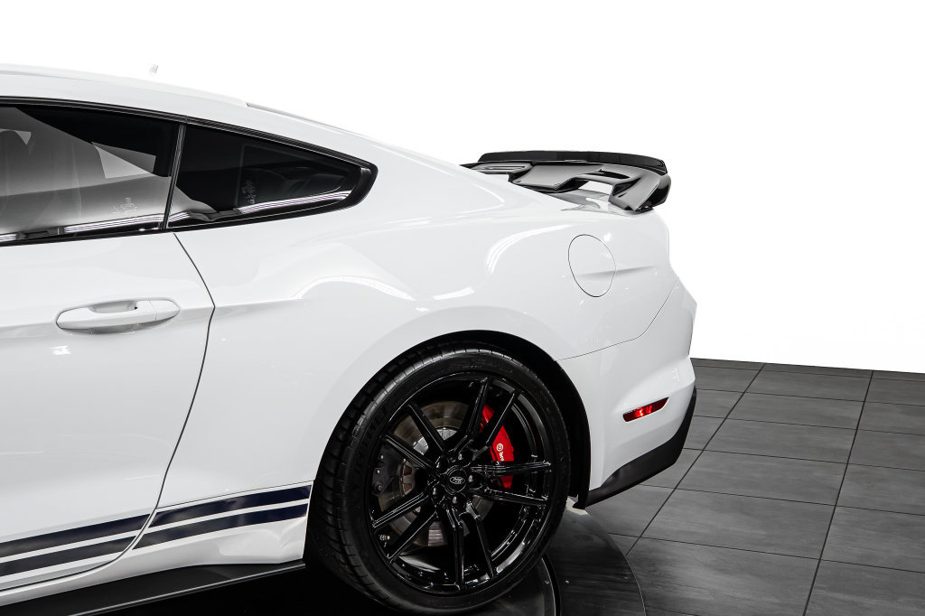 Used 2022 Ford Mustang Shelby GT500 w/ Technology Package RWD image 16