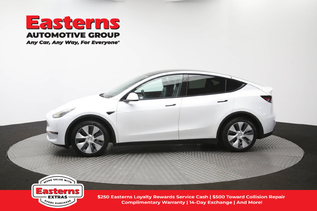 Used 2022 Tesla Model Y Long Range AWD/4WD image 57