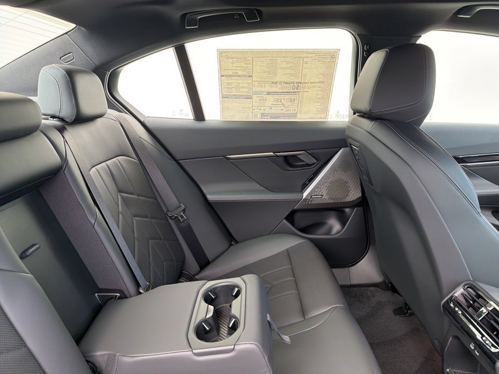 New 2027 BMW 550e xDrive AWD/4WD image 15