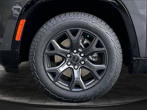 New 2026 Jeep Grand Wagoneer 4WD image 11