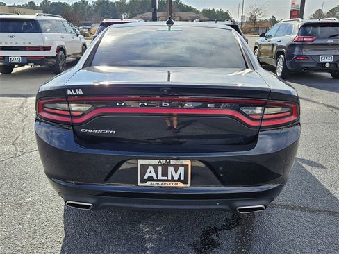 Used 2023 Dodge Charger SXT image 10