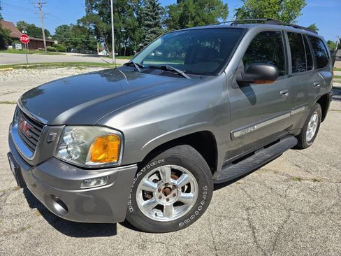 Used 2005 GMC Envoy SLT w/ Luxury Package image 1