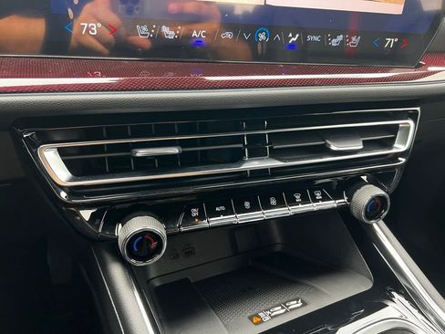 New 2026 Chevrolet Traverse RS image 39