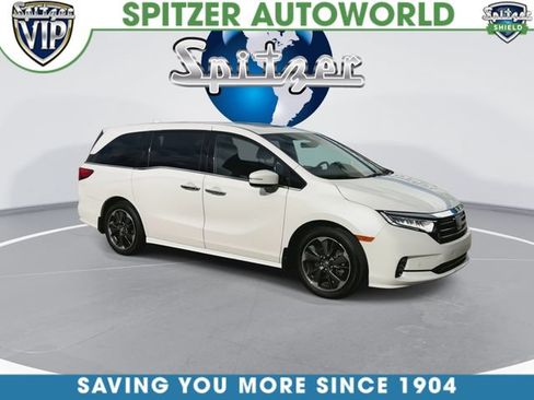 Used 2024 Honda Odyssey Elite image 3