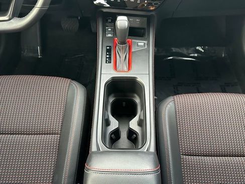 Certified 2025 Nissan Kicks SR AWD/4WD image 31