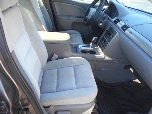 Used 2006 Ford Five Hundred SE image 21