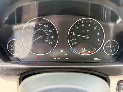 Used 2018 BMW 330i xDrive Sedan w/ Convenience Package AWD/4WD image 34