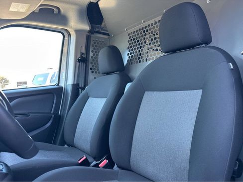 Used 2021 RAM ProMaster City Tradesman SLT image 7