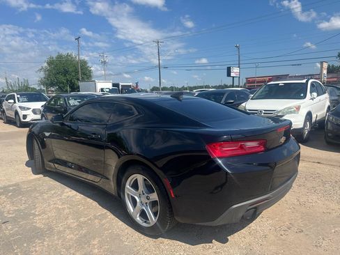 Used 2016 Chevrolet Camaro LT RWD image 34