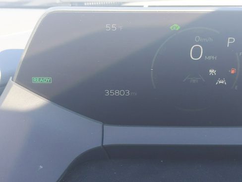 Used 2024 Toyota Prius LE image 20