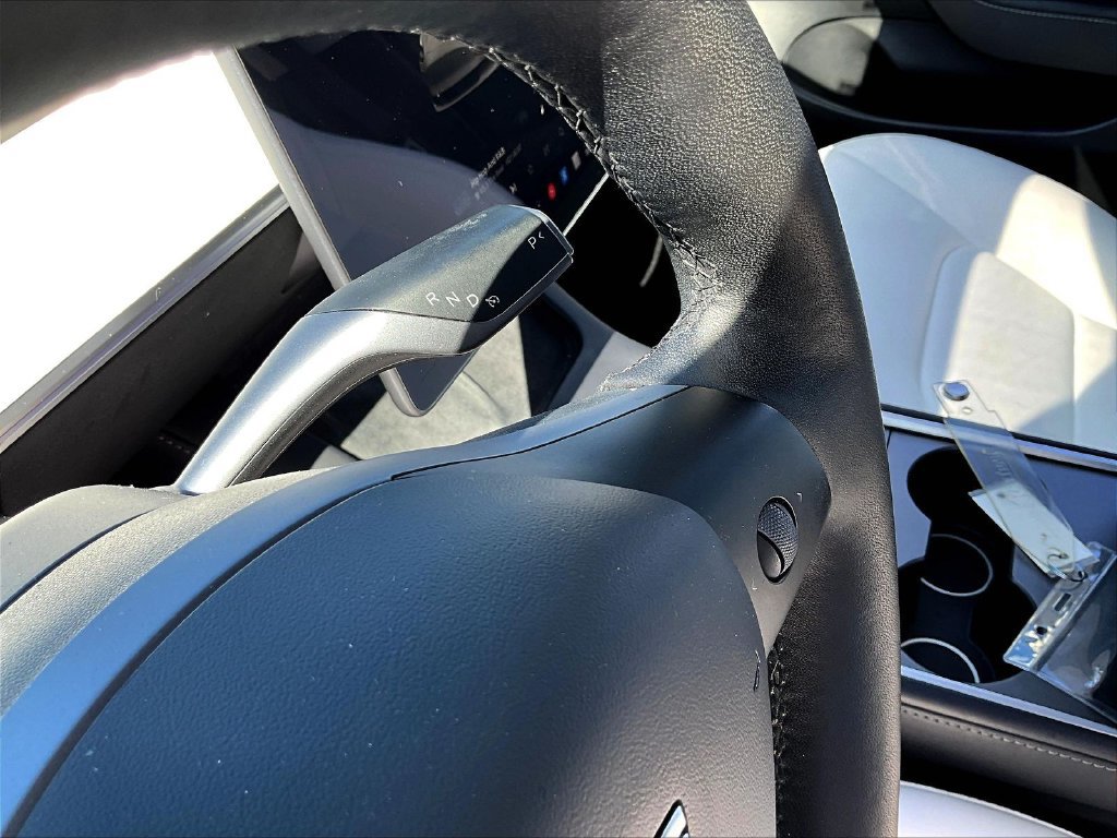 Used 2022 Tesla Model 3 Long Range AWD/4WD image 18