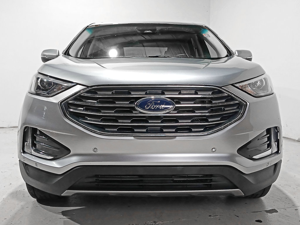 Used 2024 Ford Edge Titanium AWD/4WD image 2