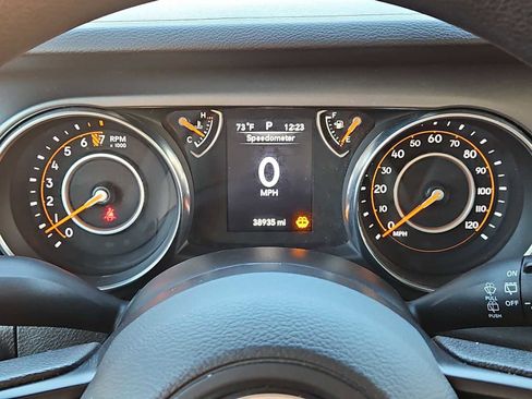 Used 2021 Jeep Wrangler Unlimited Sport image 30