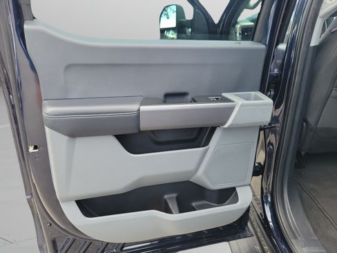 Certified 2025 Ford F250 XLT AWD/4WD image 11