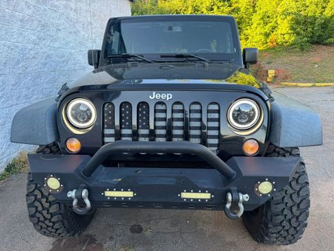 Used 2014 Jeep Wrangler Unlimited Sport w/ Quick Order Package 24S AWD/4WD image 5