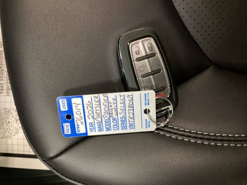 New 2026 Chrysler Pacifica Select image 34