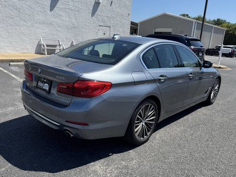 Used 2017 BMW 530i w/ Premium Package RWD image 6