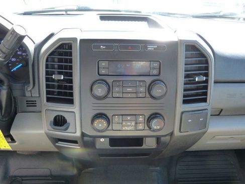 Used 2018 Ford F250 XL image 23