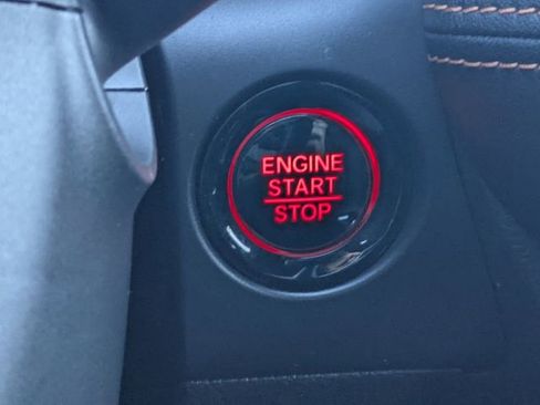 Used 2024 Honda HR-V Sport image 30