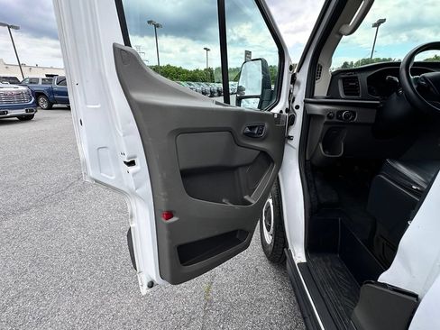 Used 2020 Ford Transit 250 Medium Roof RWD image 14