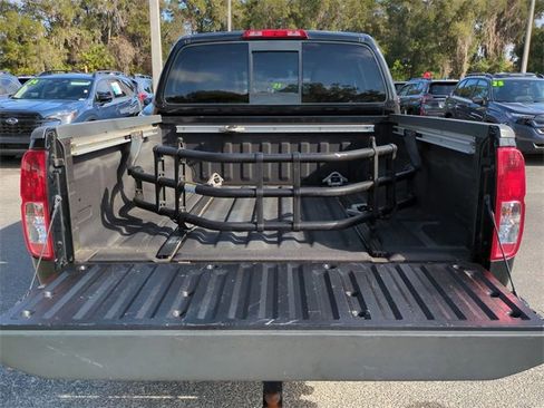 Used 2019 Nissan Frontier SV w/ Value Truck Package image 12