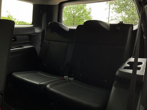 Used 2025 Hyundai Santa Fe SEL FWD image 13