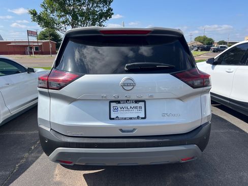 Used 2023 Nissan Rogue SV AWD/4WD image 5