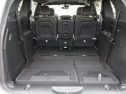 New 2026 Chrysler Pacifica Select image 35