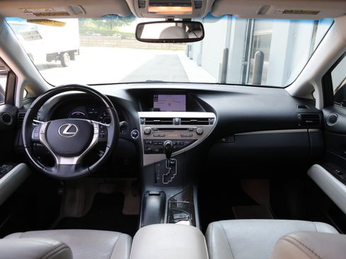 Used 2013 Lexus RX 450h FWD w/ Navigation Pkg image 17