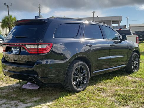 Used 2022 Dodge Durango R/T RWD image 4
