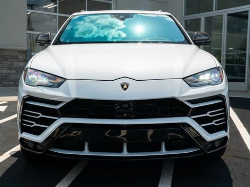 Used 2019 Lamborghini Urus AWD/4WD image 4