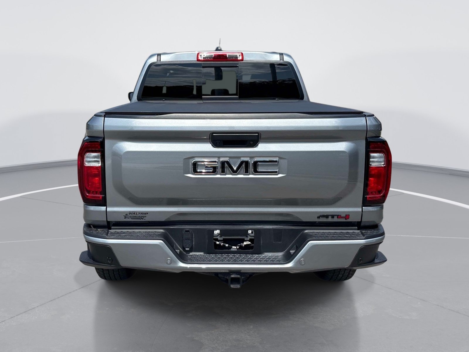 Used 2026 GMC Canyon AT4 w/ Technology Plus Package AWD/4WD image 7