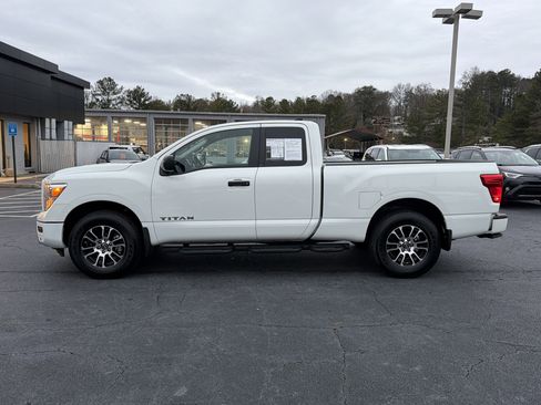Used 2024 Nissan Titan SV w/ Accessory Utility Package image 4