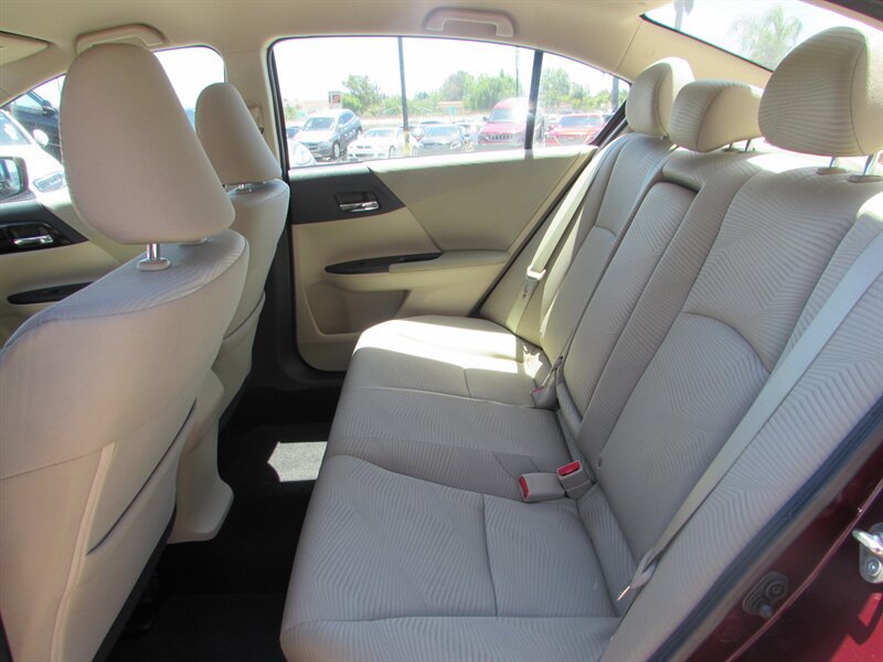 Used 2016 Honda Accord LX image 12