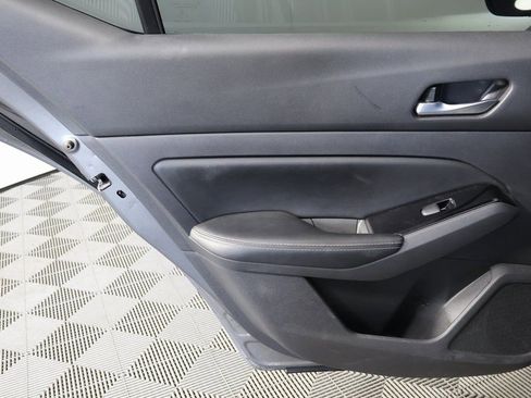 Used 2021 Nissan Altima 2.5 SV image 12