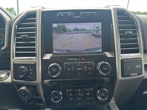 Used 2016 Ford F150 Lariat AWD/4WD image 16