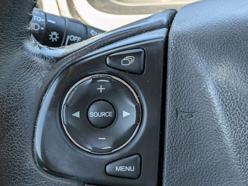 Used 2016 Honda CR-V EX-L image 20