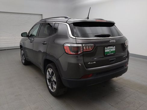 Used 2019 Jeep Compass Limited AWD/4WD image 5