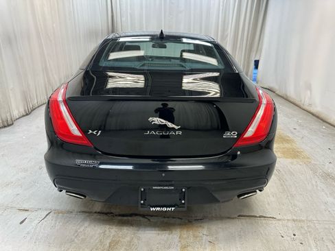 Used 2017 Jaguar XJ R-Sport AWD/4WD image 8