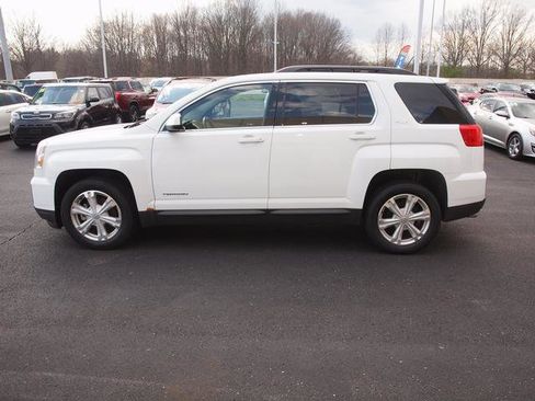 Used 2017 GMC Terrain SLE w/ Driver Alert Package I image 3