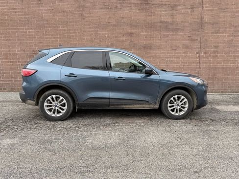 Used 2020 Ford Escape SE AWD/4WD image 6